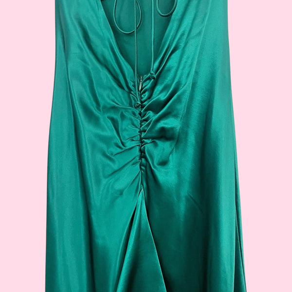 EMERALD GREEN SATIN MAXI DRESS (3/4)