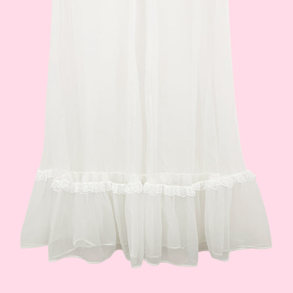 WHITE NYLON TIE FRONT PEIGNOIR (L)