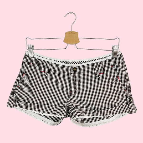 GUESS GINGHAM LOW RISE SHORTS (26)