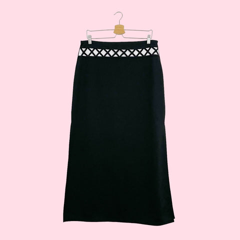 BLACK + WHITE MAXI SKIRT (XL)