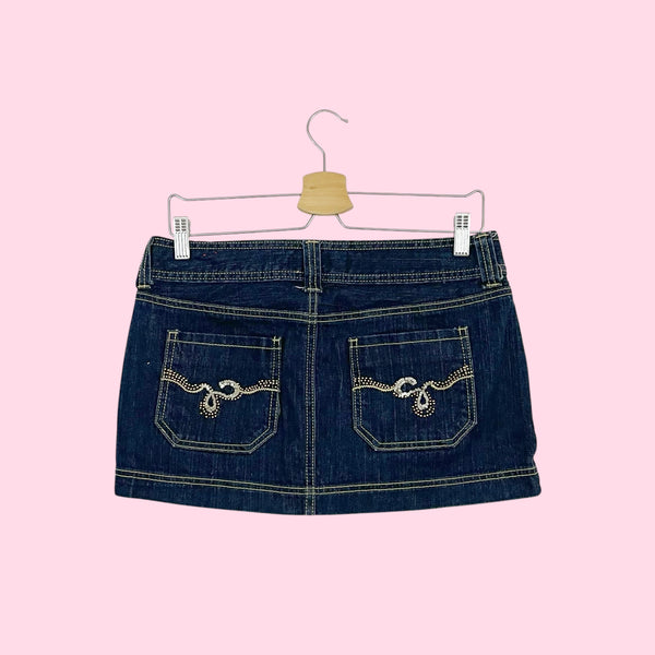 Y2K GUESS DENIM LOW RISE MINI SKIRT (28)