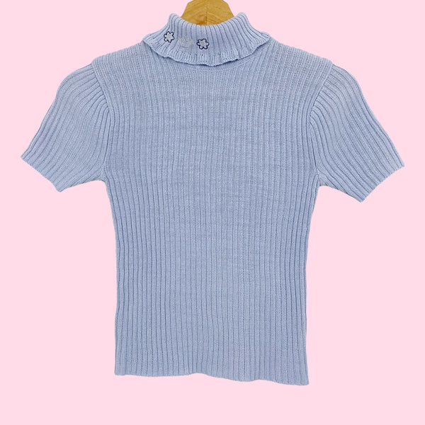 LIGHT BLUE KNIT TURTLENECK W/ EMBROIDERY (XS/S)