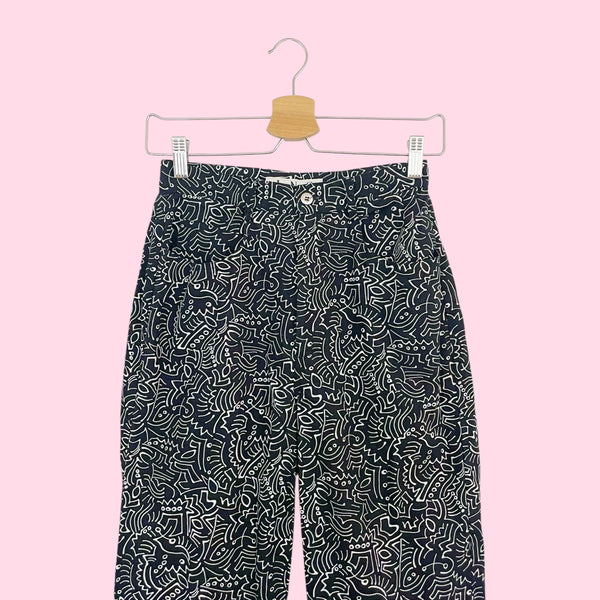 90s Black + White Printed Pants (25)