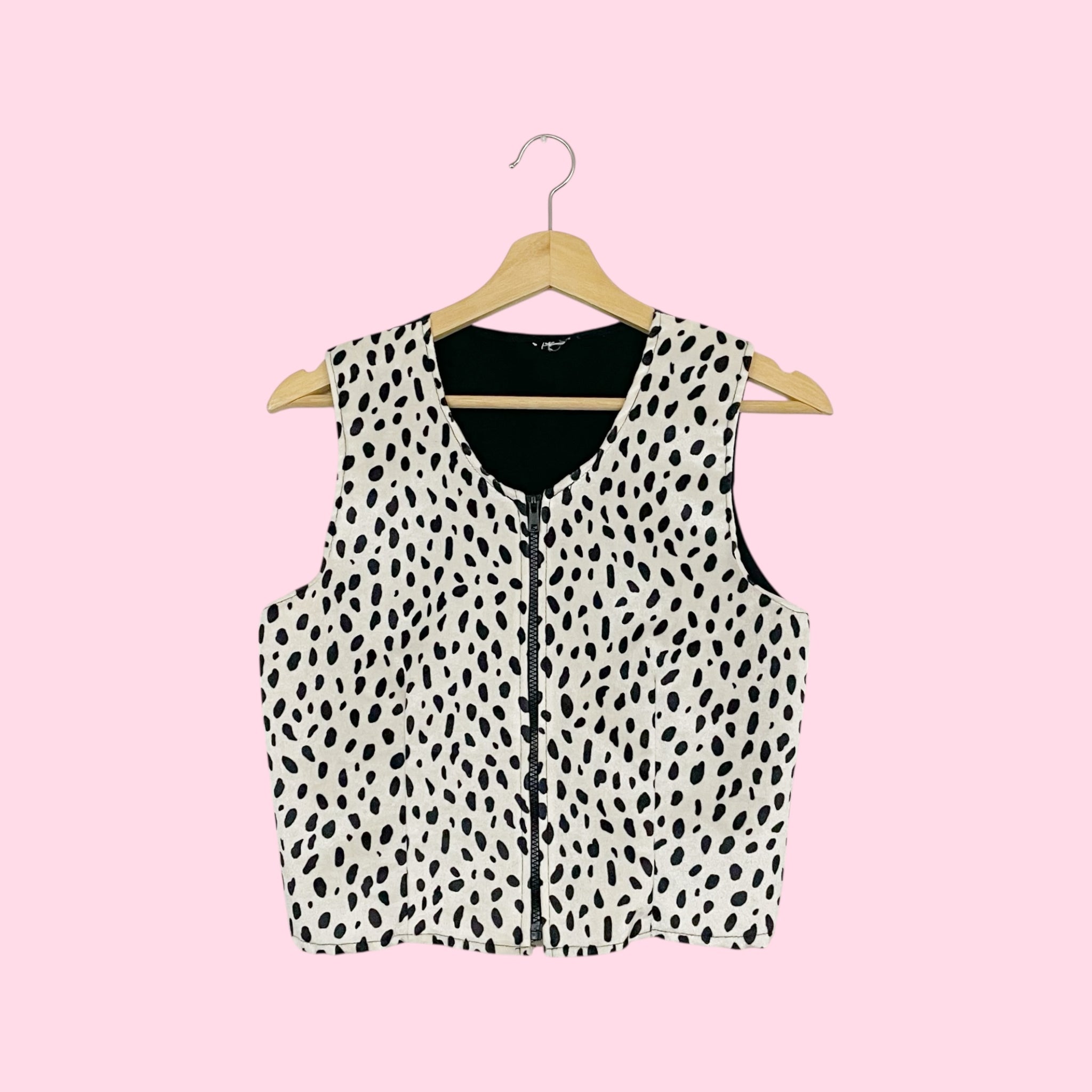 DALMATIAN PRINT FUZZY VEST (S)