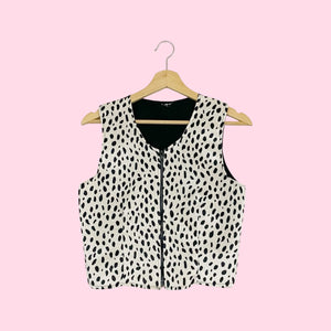 DALMATIAN PRINT FUZZY VEST (S)