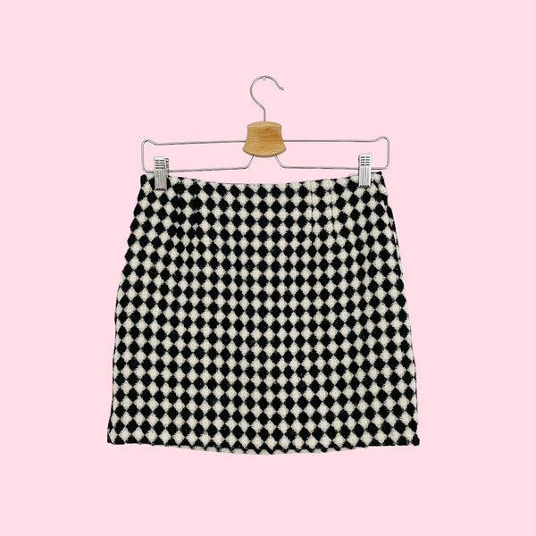 BLACK & WHITE DIAMOND MINI SKIRT (S)