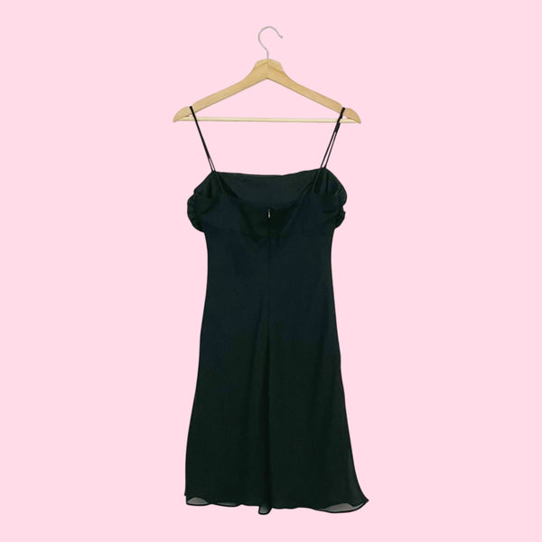 BLACK GATHERED BUST MIDI DRESS (4)