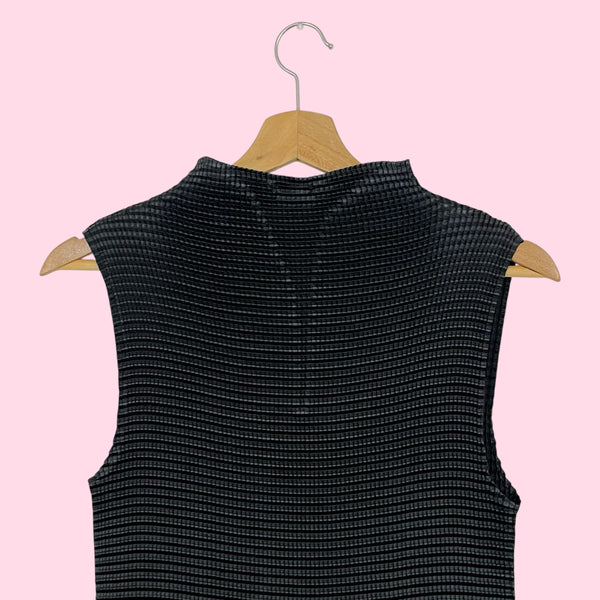 BLACK PLEATED HIGH NECK TOP (L)