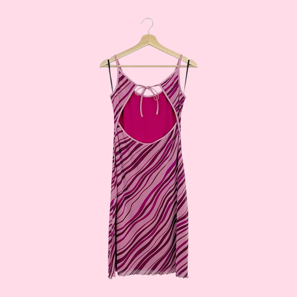 Y2K PURPLE WAVY MESH OPEN BACK MIDI DRESS (M)