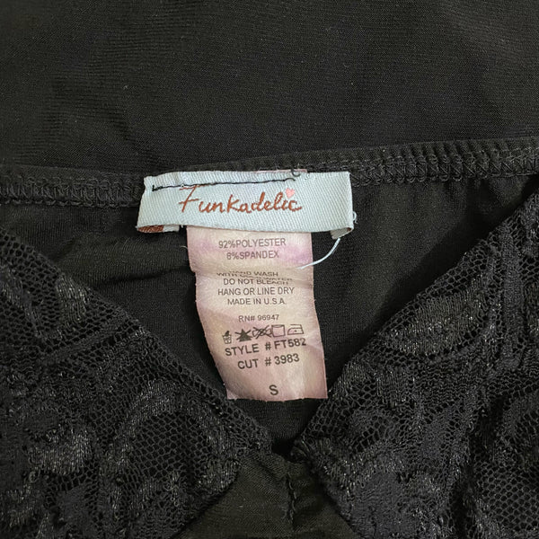 BLACK RUCHED TANK TOP W/ LACE CUP (S)