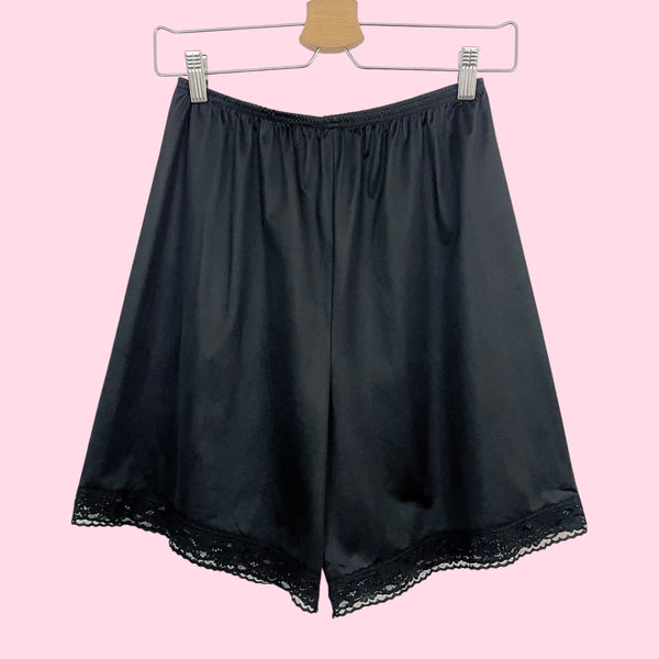 80S VANITY FAIR BLACK BLOOMER SHORTS (M)