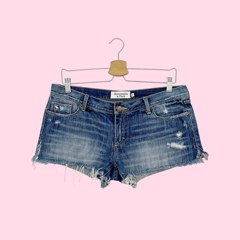 ABERCROMBIE LOW RISE DENIM SHORTS (8)