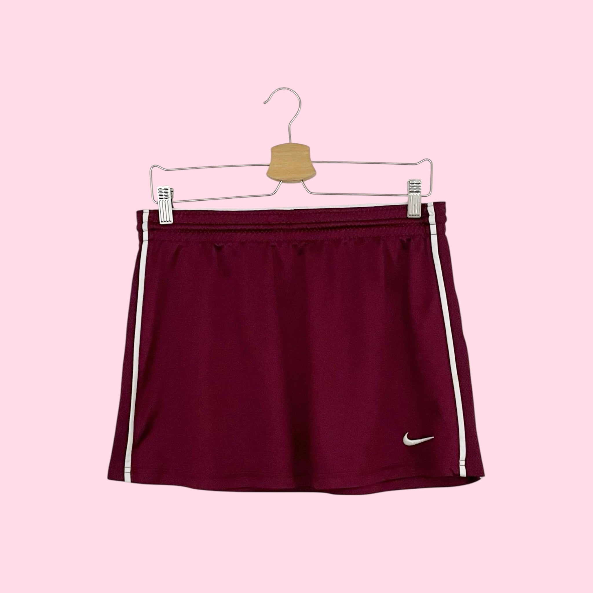NIKE BURGUNDY SPORTY MINI SKIRT (L)