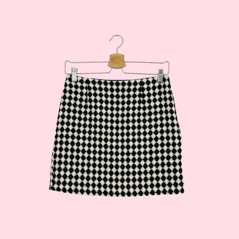 BLACK & WHITE DIAMOND MINI SKIRT (S)