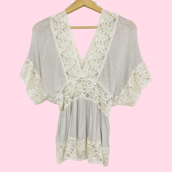 LIGHT GREY LACE TRIM TOP (S)