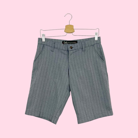 Y2K GRAY PINSTRIPE LOW RISE BERMUDA SHORTS (S)