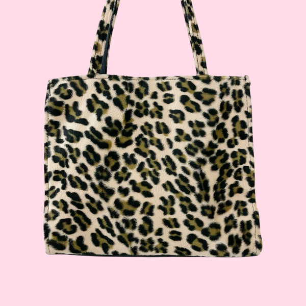 FUZZY LEOPARD PURSE