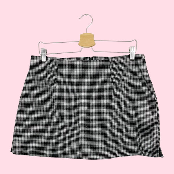 GRAY PLAID MINI SKIRT (L)