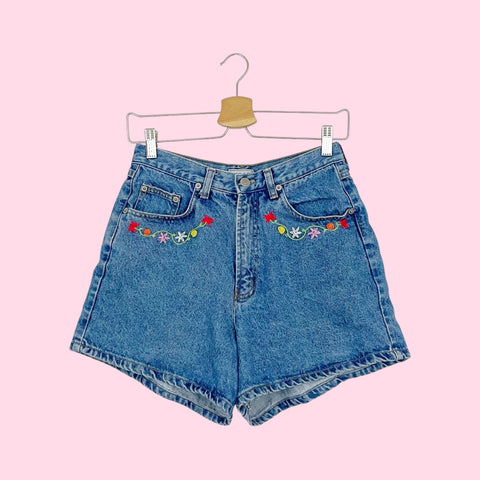 FLORAL EMBROIDERED DENIM SHORTS (27)