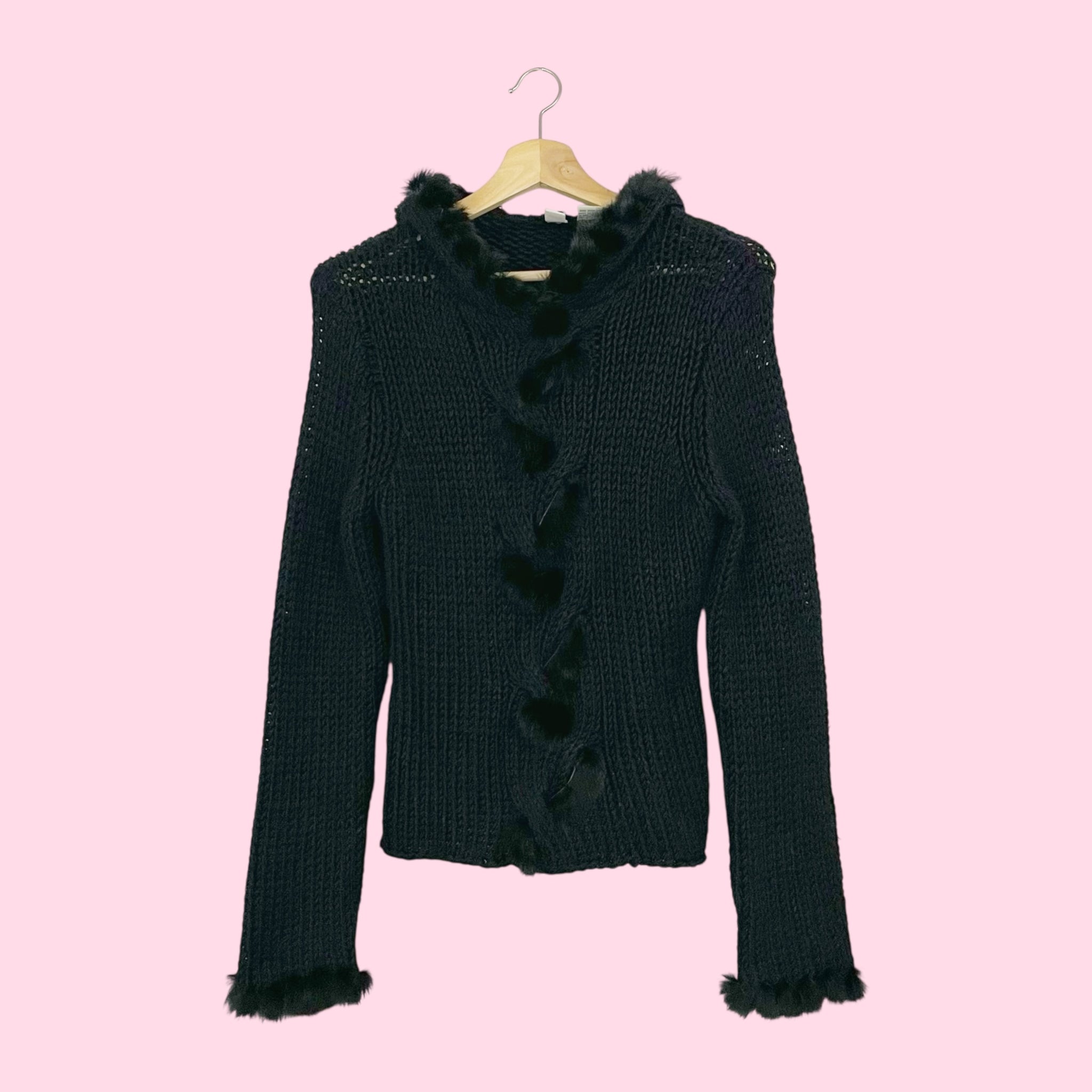 BLACK HOODED SWEATER W/ FUR TRIM (M)