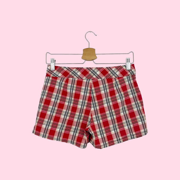 RED PLAID SHORTS (5)