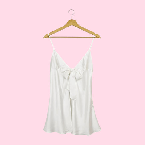 VICTORIA'S SECRET WHITE OPEN TIE FRONT BABYDOLL (M)