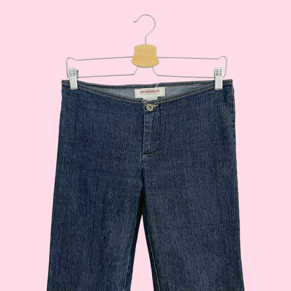 LOW RISE BOOTCUT JEANS (9)