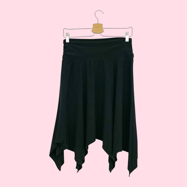 BLACK ASYMMETRICAL MIDI SKIRT (S/M)