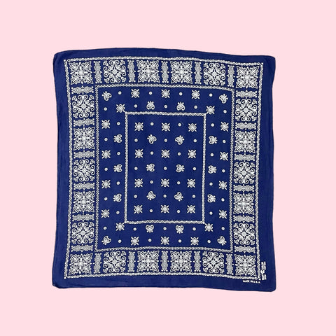 VINTAGE BLUE ELEPHANT TRUNK UP BANDANA