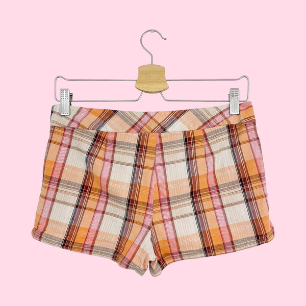Y2K ORANGE PLAID LOW RISE SHORTS (S/M)