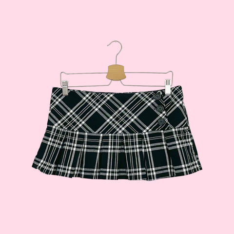 BLACK + WHITE PLAID MICRO MINI SKIRT (M)