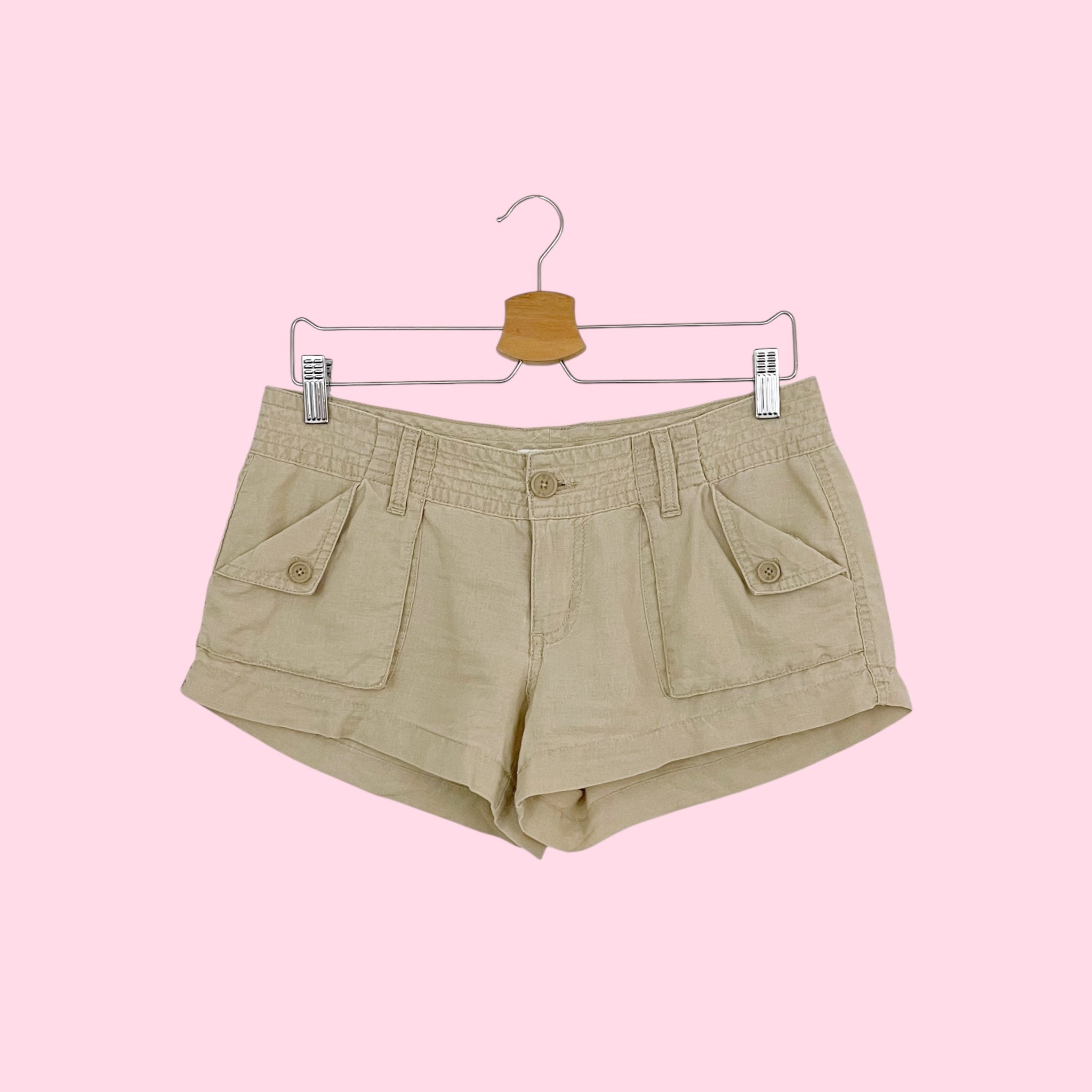 TAN LINEN LOW RISE SHORTS (7)