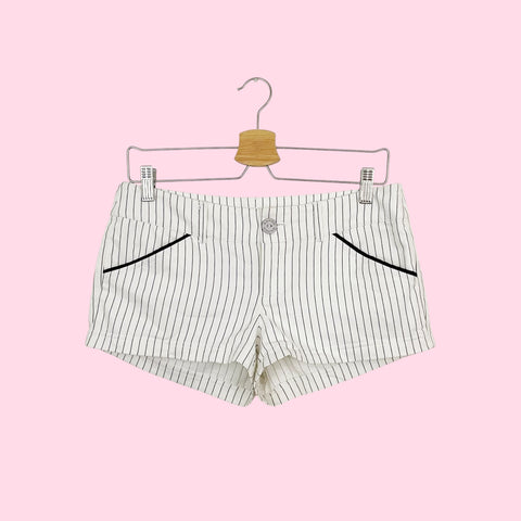 GUESS WHITE PINSTRIPE LOW RISE SHORTS (6)