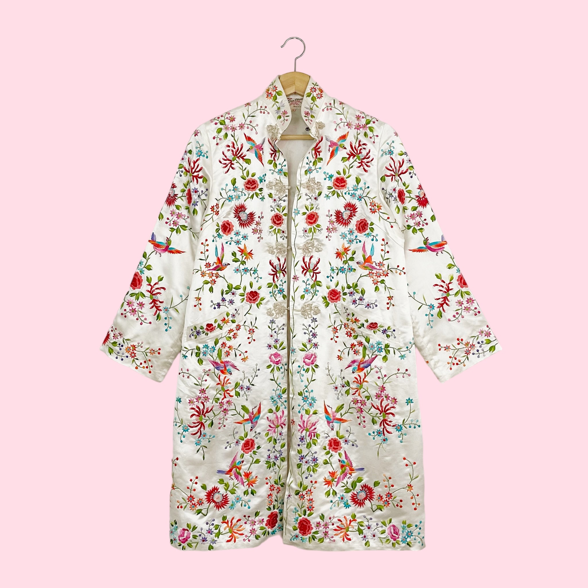 EMBROIDERED SILK JACKET (S/M)