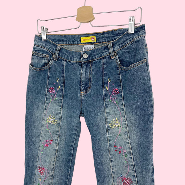 EMBROIDERED LOW RISE JEANS (10)