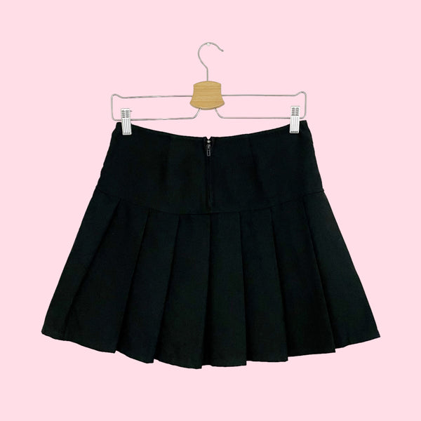 ROYAL BONES PLEATED CHAIN SKIRT (S)