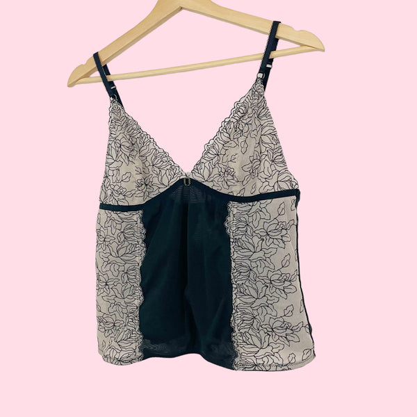 EMBROIDERED FLORAL MESH TANK TOP (L/XL)